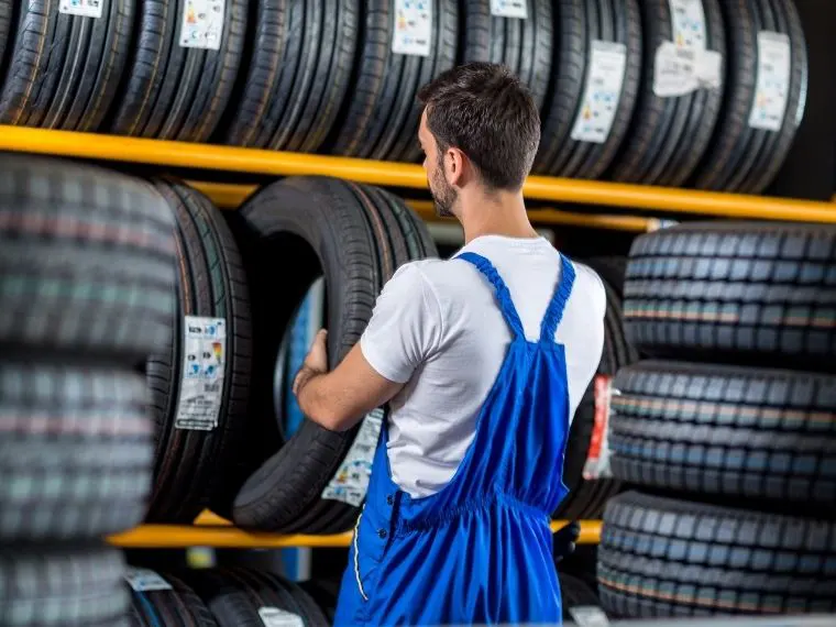 Aslanapa Oto Lastikçi